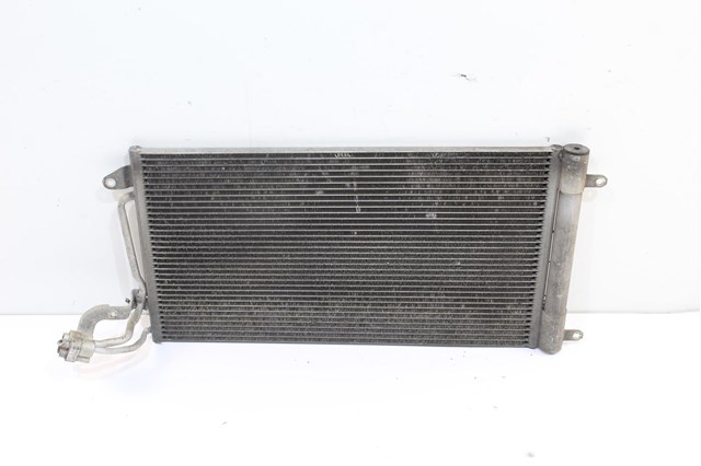 Condensador / radiador  aire acondicionado para volkswagen polo (6r1,6r1) (2009-2014) 1.2 tdi cfw 6R0820411D