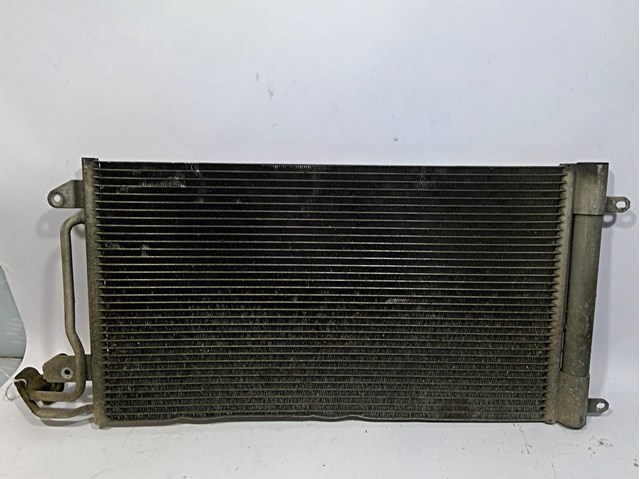 Condensador / radiador  aire acondicionado para seat ibiza iii (6l1) (2002-2005) 1.4 tdi amf 6R0820411D