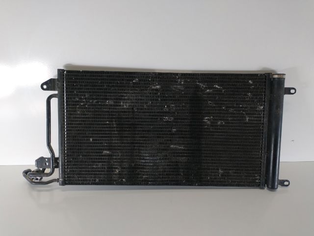 6R0820411G VAG Condensador aire acondicionado  en stock Córdoba