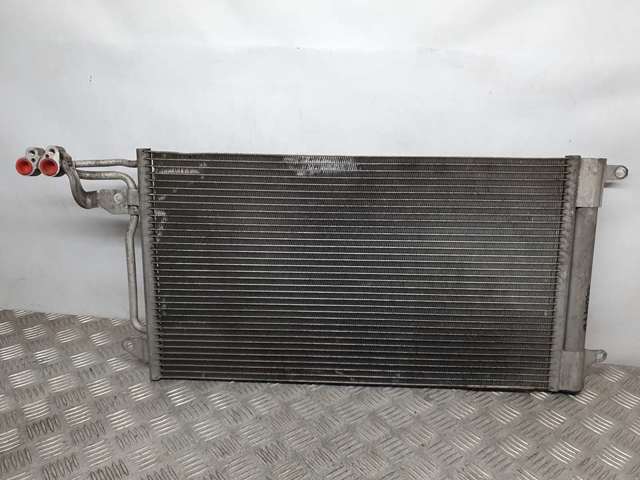 Condensador / radiador  aire acondicionado para volkswagen polo 1.6 cayb 6R0820411Q