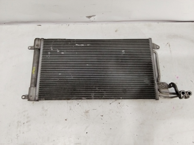 VAG 6R0820411Q Condensador aire acondicionado  en stock Valencia
