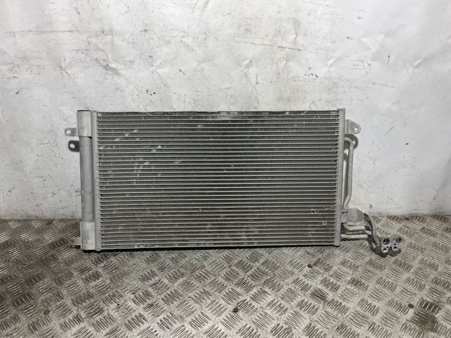 VAG 6R0820411Q Condensador de aire acondicionado  disponible Lugo