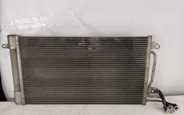 6R0820411Q VAG Condensador aire acondicionado comprar Alcalá
