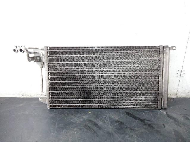 6R0820411T Condensador de aire acondicionado  disponible Málaga