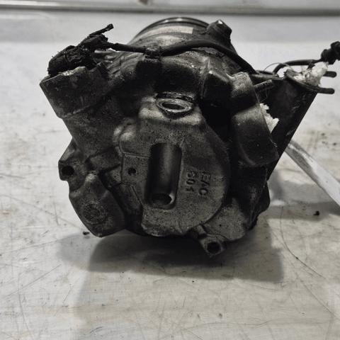 VAG 6R0820803F Compresor de aire acondicionado  en stock Salamanca