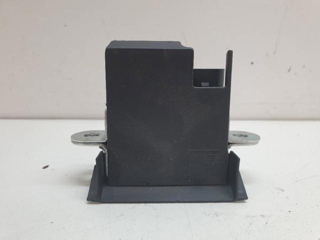 Cerradura de portón trasero 6R0827505A VAG