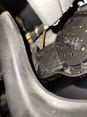 Interruptor de encendido Volkswagen AMAROK  (2HA, 2HB, S1B, S6B, S7A, S7B)