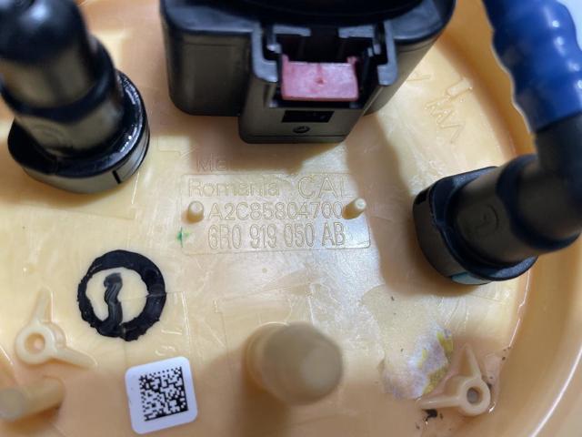 6R0919050AB Módulo de bomba de combustible con sensor de nivel de combustible  comprar en Zaragoza