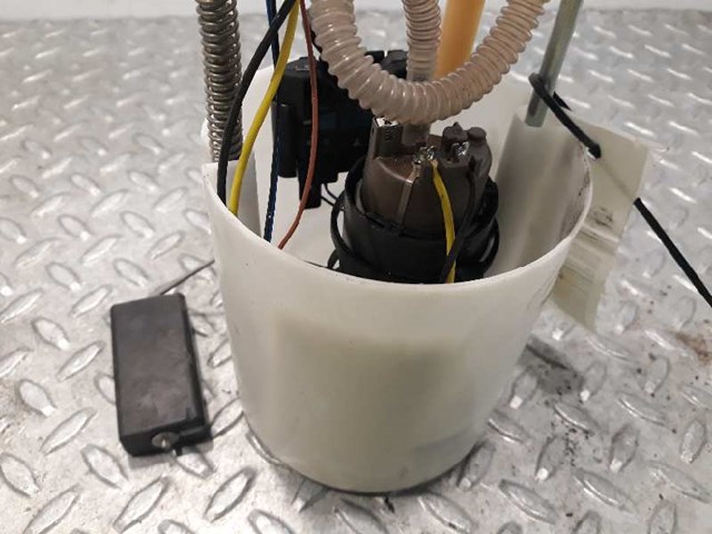 VAG 6R0919051F Módulo de bomba de combustible con sensor de nivel de combustible  disponible Lugo