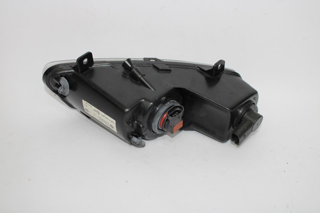 6R0941061B Faro antiniebla izquierdo  disponible Málaga