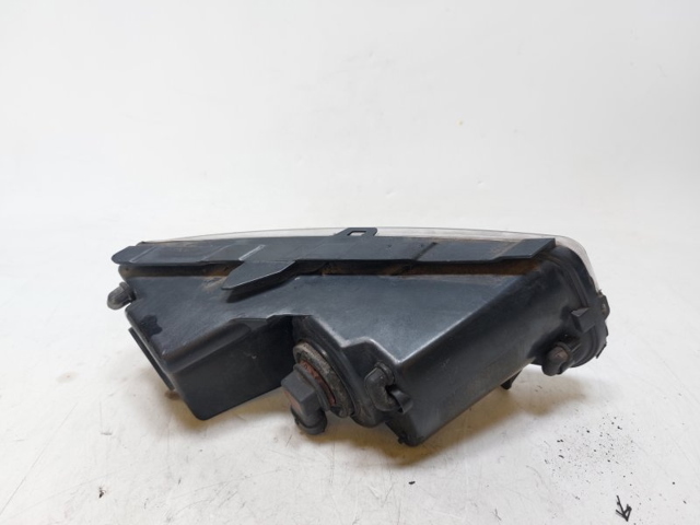 6R0941061C Faro antiniebla izquierdo  disponible Burgos