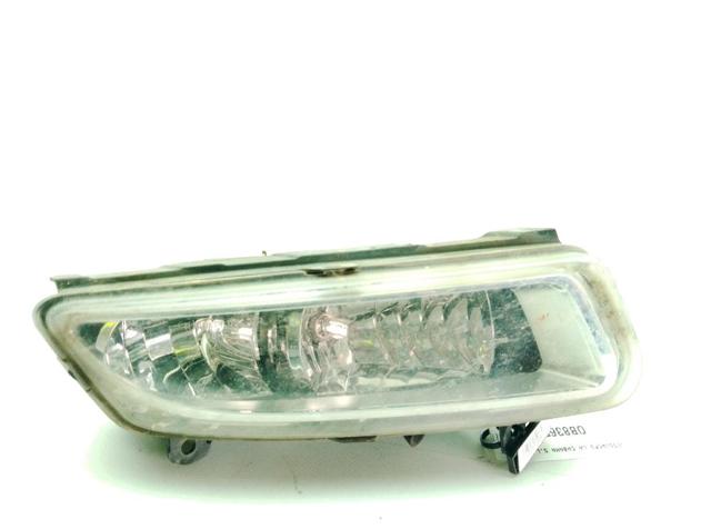 VAG 6R0941062C Faro antiniebla derecho  disponible Lugo
