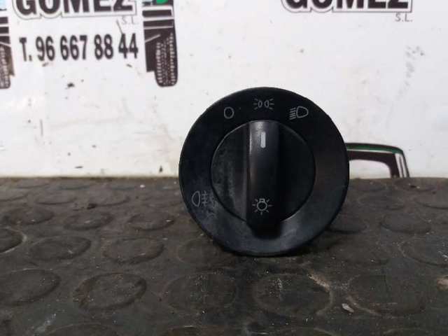 VAG 6R0941531F Interruptor de luces en el tablero  en stock Terrassa