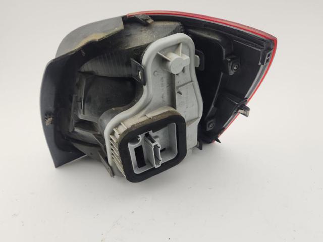 6R0945095AH Piloto trasero izquierdo  en stock Sabadell