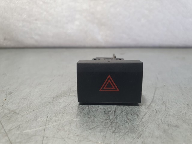 Boton de luz de emergencía Volkswagen Polo V (602, 604, 612, 614)