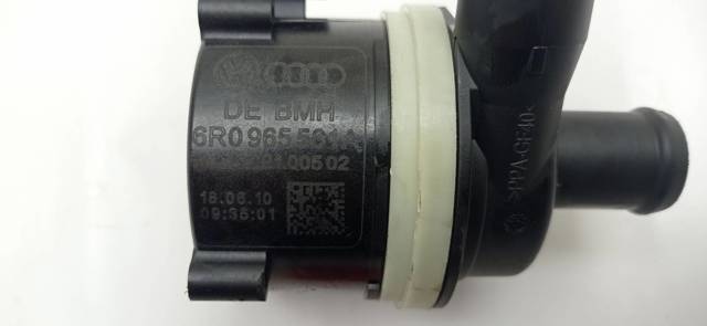 VAG 6R0965561A Bomba de agua eléctrica auxiliar  disponible Valladolid