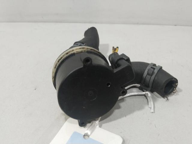 6R0965561A Bomba de agua eléctrica auxiliar  disponible Málaga