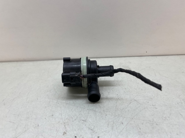 6R0965561A VAG Bomba de agua eléctrica auxiliar  disponible Alicante