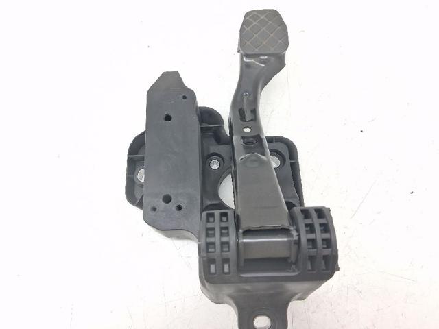 Comprar Pedal de embrague Fabia II 5J2, 542, 572, 582