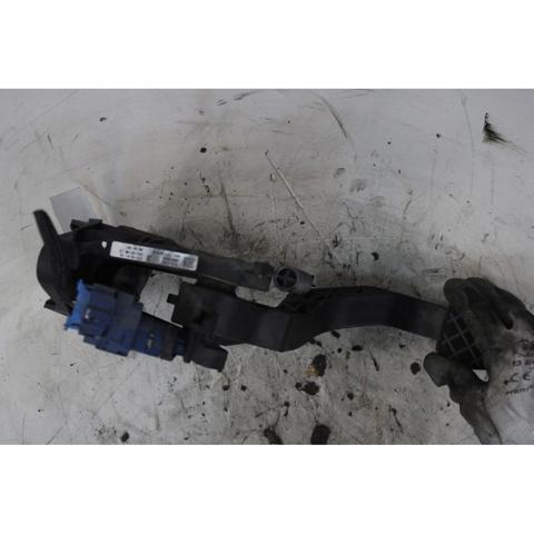 VAG 6R1721321B Pedal de embrague  disponible Lugo