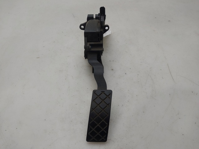 6R1721503H Pedal del acelerador  en stock Granada