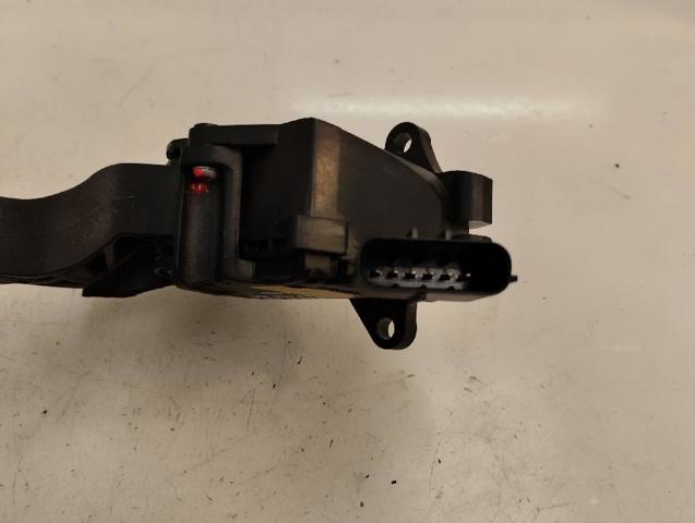 6R1721503H Pedal del acelerador  en stock Castellón