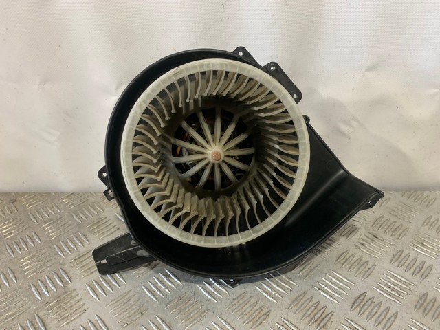 6R1819015A Ventilador habitáculo  en stock Castellón