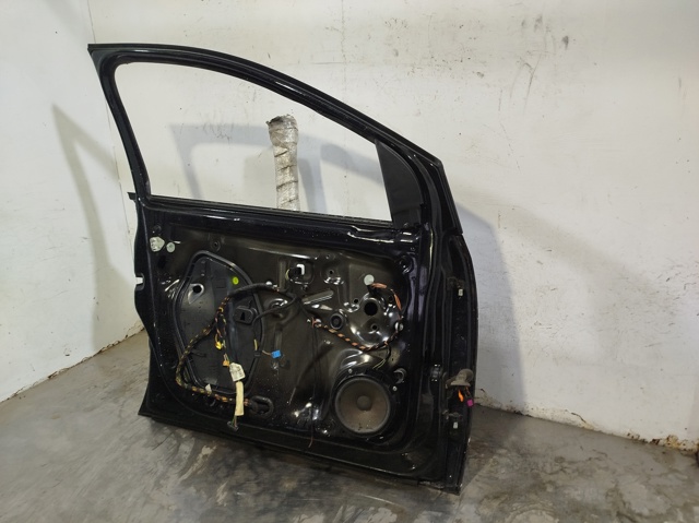 VAG 6R4831055J Puerta delantera izquierda  comprar en Murcia
