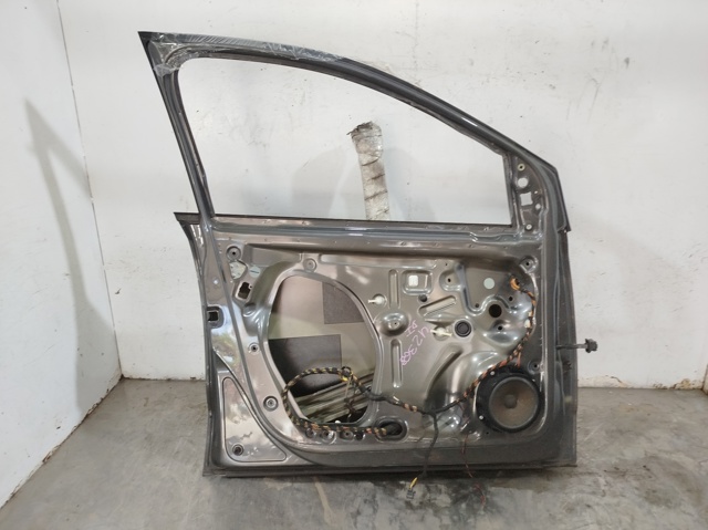 6R4831055J Puerta delantera izquierda  en stock Sabadell