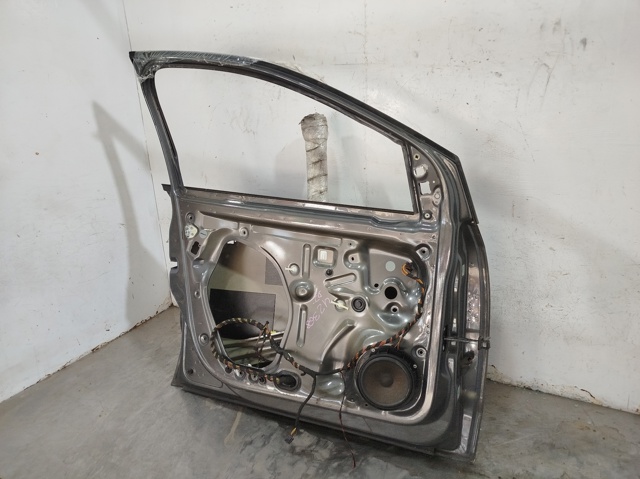 6R4831055J VAG Puerta delantera izquierda  comprar en Oviedo