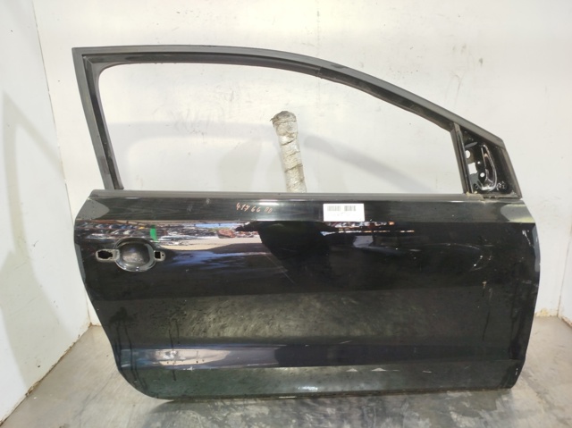 6R4831056J Puerta delantera derecha comprar Sevilla