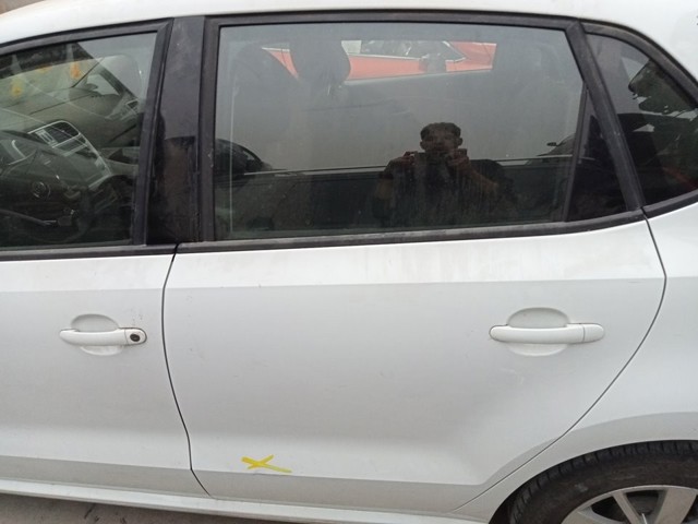 6R4833055J VAG Puerta trasera izquierda comprar Madrid
