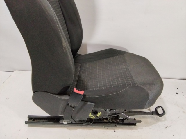 6R4881105AA VAG