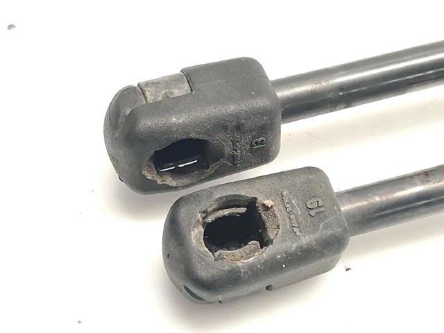 6R6827550A Amortiguador de la tapa del maletero  comprar en Zaragoza