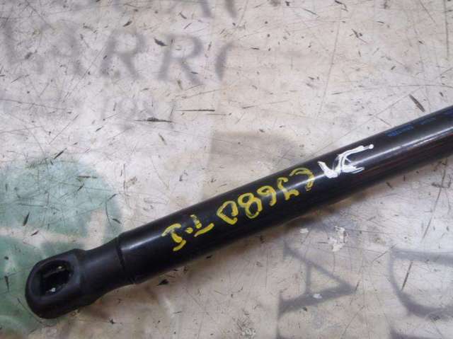 VAG 6R6827550D Amortiguador maletero  en stock Terrassa