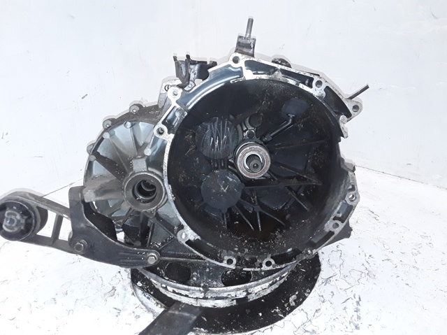 Transimisión manual 6S7R7002CA FORD