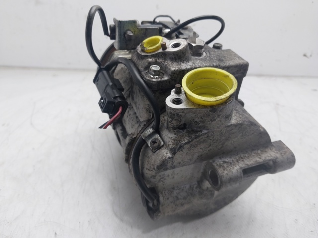 MERCEDES 6SBU16C Compresor de aire acondicionado  disponible Valladolid