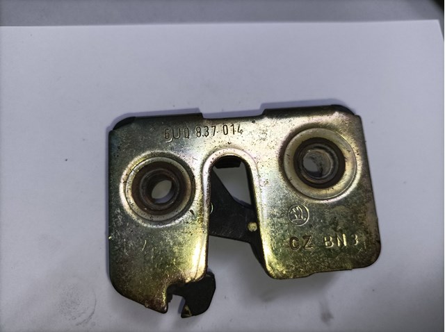 6U0837014 Cerradura de la puerta trasera derecha  comprar en Pontevedra