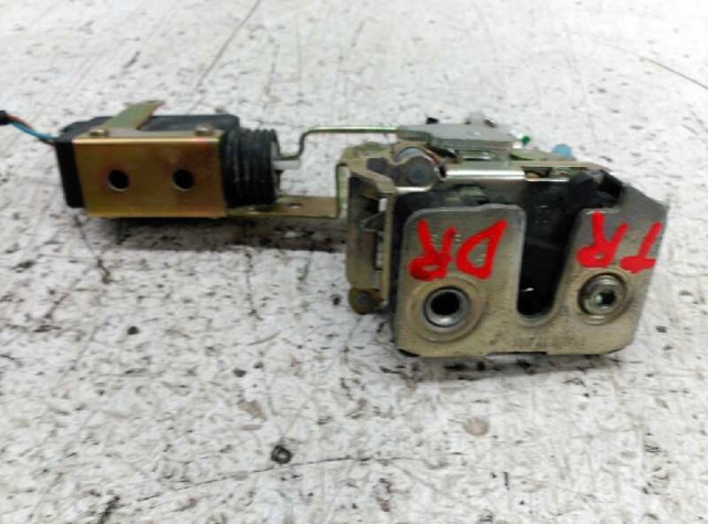 VAG 6U0837014 Cerradura de la puerta trasera derecha comprar Pamplona