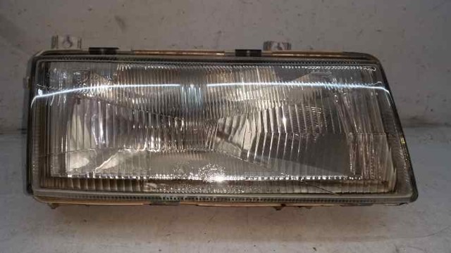 Comprar Faro delantero derecho Felicia II 6U1