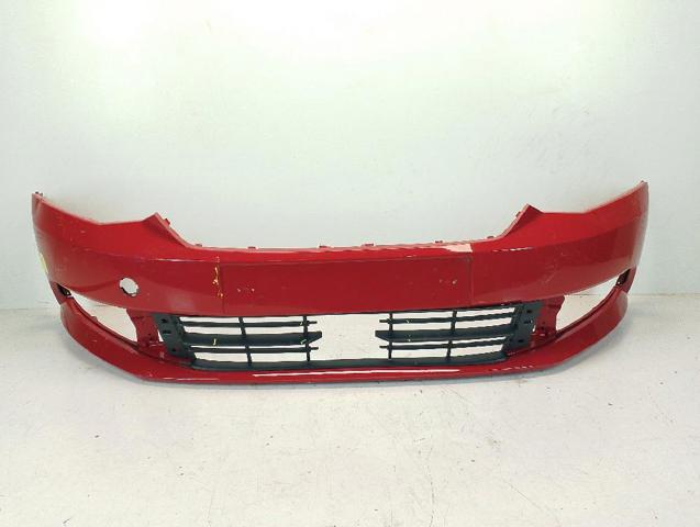 Defensa delantera 6V0807221 VAG