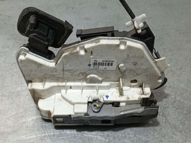 6V1837016A Cerradura de puerta delantera derecha  disponible Málaga