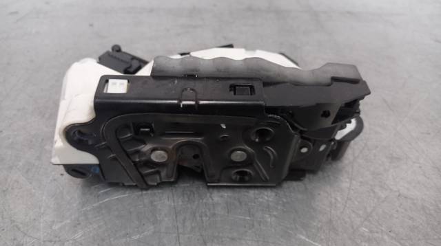 6V1837016A VAG Cerradura de puerta delantera derecha  en stock Gandía
