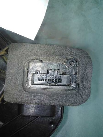 6V1837016A Cerradura de puerta delantera derecha  comprar en Reus
