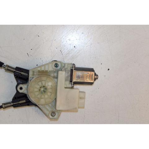 VAG 6V1959801B Motor del elevalunas de la puerta delantera izquierda  disponible Valladolid