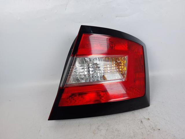 6V6945096 VAG