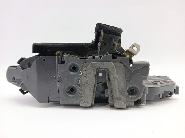 6W8A21812GD Land Rover