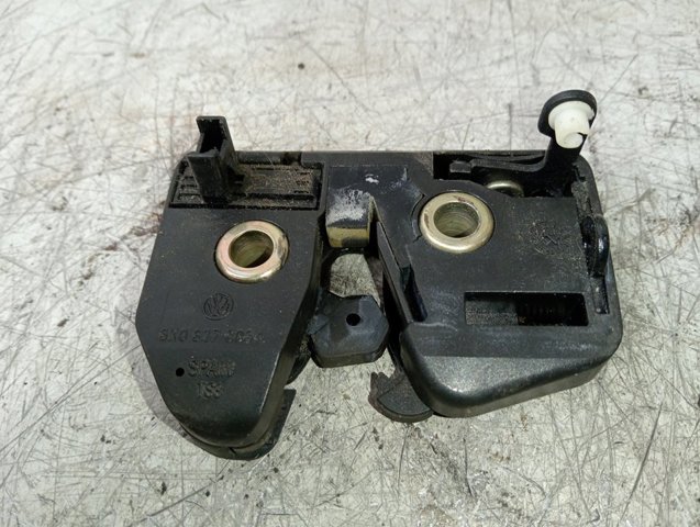VAG 6X0827505A Cerradura de maletero  en stock Terrassa