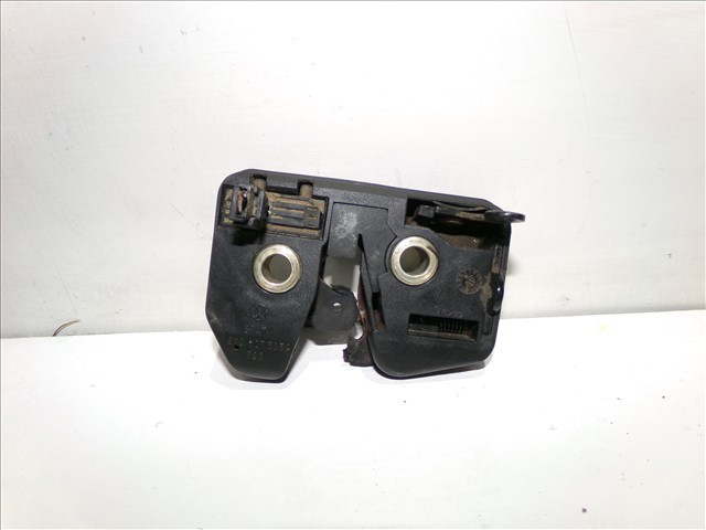6X0827505A VAG Cerradura de tapa de maletero  comprar en Oviedo