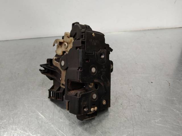 6X1837014 VAG Cerradura de puerta delantera derecha  disponible Ourense